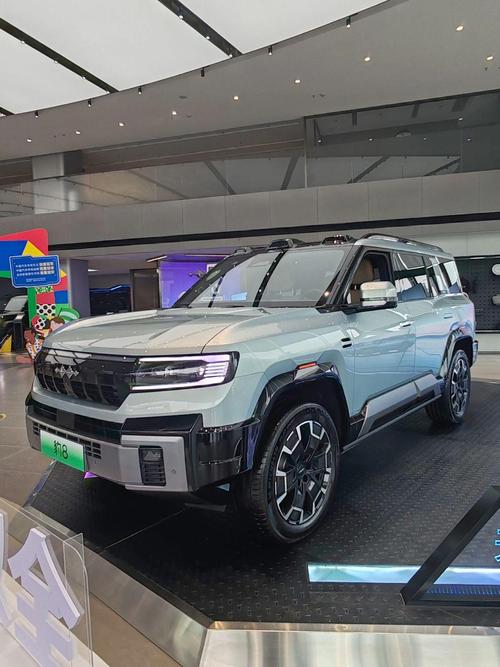 深圳坪山区蓝创海企业管理咨询比亚迪方程豹硬派越野的爆款，英菲尼迪35周年与你共成长